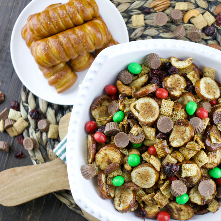 Festive Pretzel Chip Party Mix